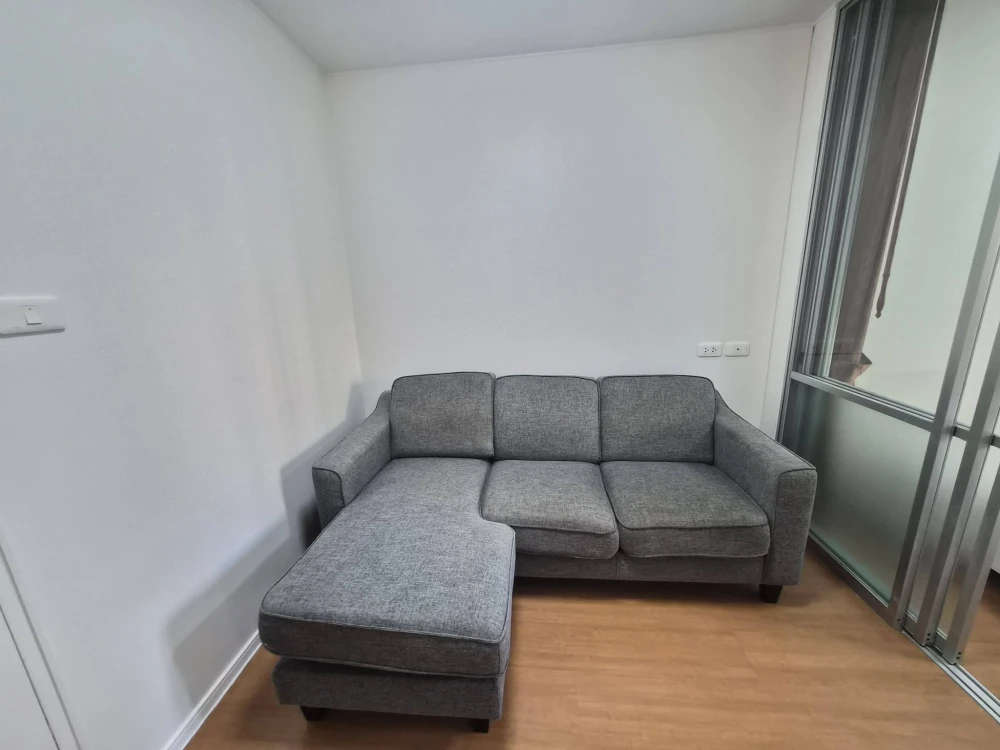 For rent: Lumpini Condotown Chonburi - Sukhumvit, 3rd floor, fully furnished unit. Book now!