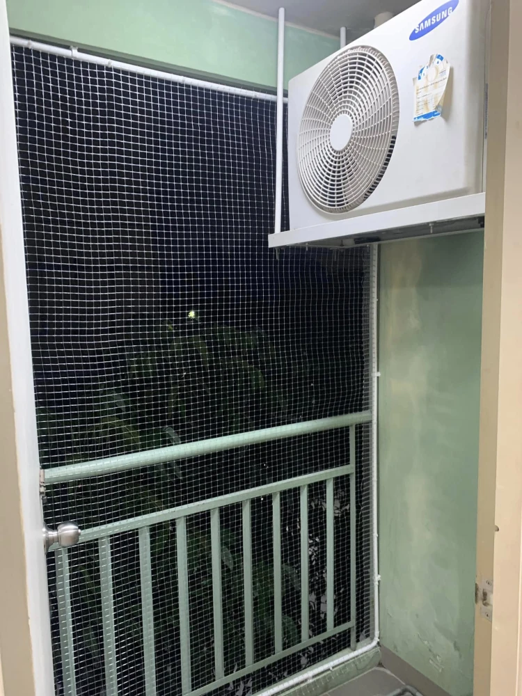 For rent Lumpini Condotown Chonburi - Sukhumvit 3rd floor, fully furnished room, ready to move in, book now, urgently.