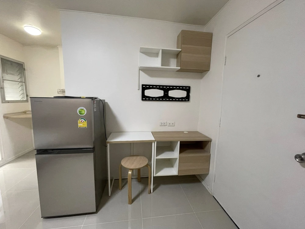 For rent: Lumpini Condotown Chonburi - Sukhumvit, 3rd floor, fully furnished, ready to move in. Book now!