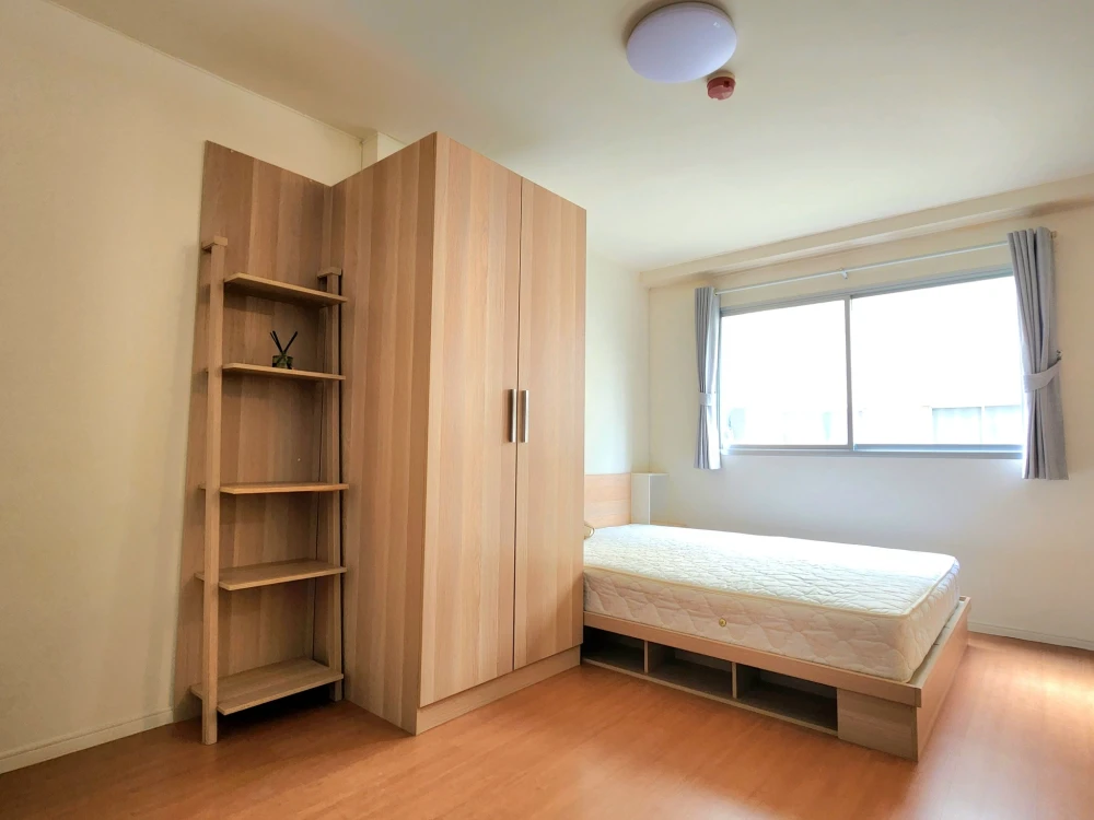 For rent Lumpini Condotown Chonburi - Sukhumvit 4th floor, fully furnished room, ready to move in, reserve now, don't wait.