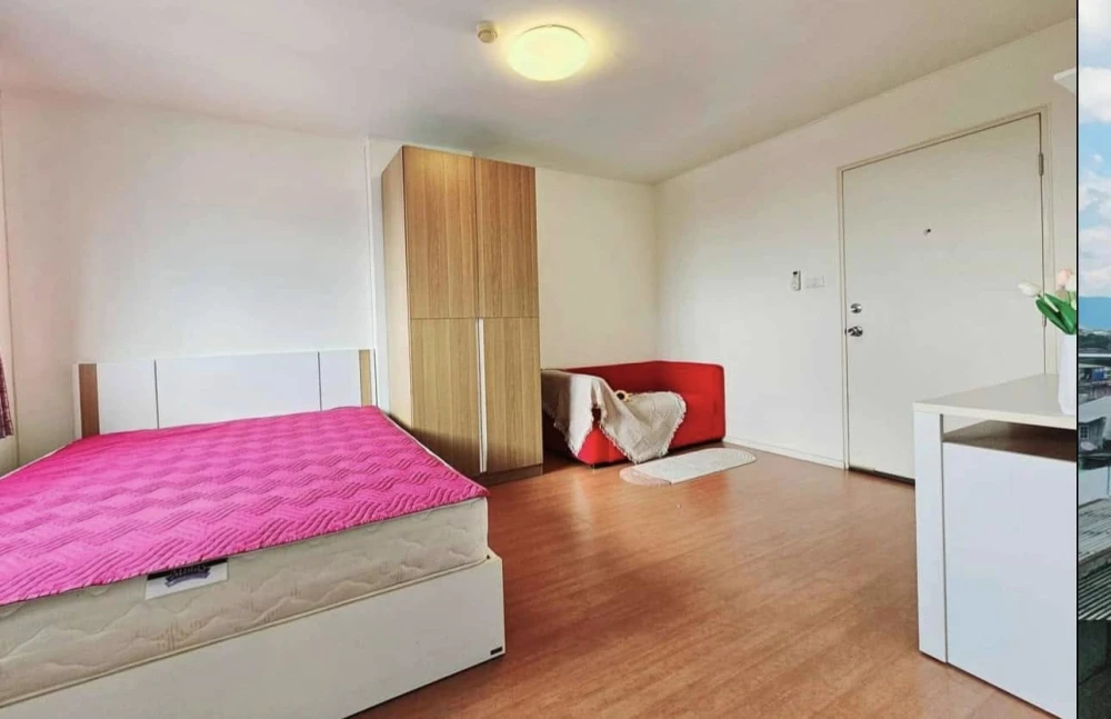 For rent Lumpini Condotown Chonburi - Sukhumvit 7th floor, nice room, fully furnished, book now.