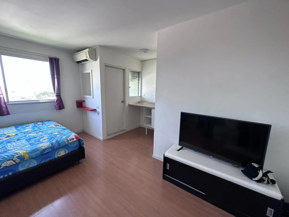 For rent Lumpini Condotown Chonburi - Sukhumvit 7th floor, nice room, fully furnished, book now.