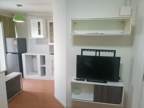 For rent Lumpini Condotown Chonburi - Sukhumvit 7th floor, fully furnished room, ready to move in, book now, urgently.