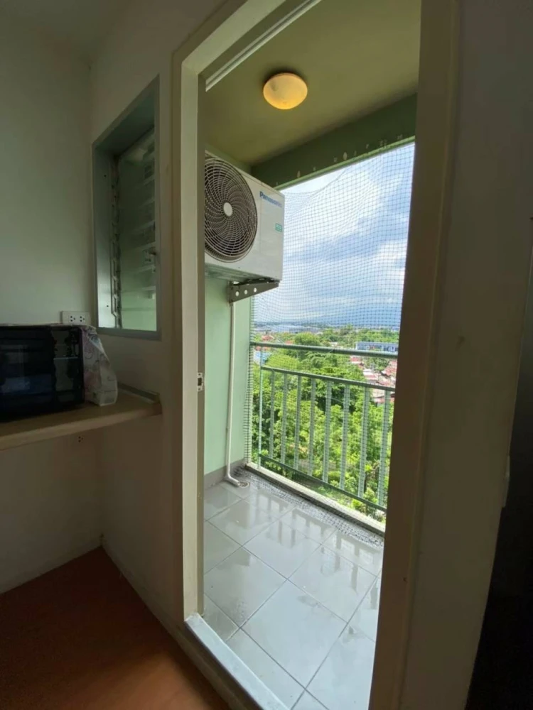 For rent Lumpini Condotown Chonburi - Sukhumvit 8th floor, fully furnished room, ready to move in, reserve now.