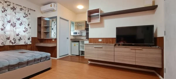 For rent Lumpini Condotown Chonburi - Sukhumvit with complete furniture and appliances. Reserve now.