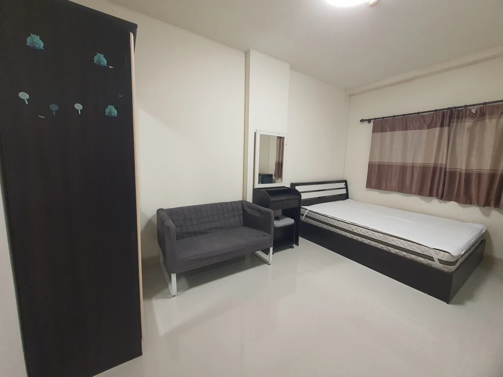 For rent: Lumpini Condotown Chonburi - Sukhumvit. Nice room, good location, full facilities. Don't miss it!