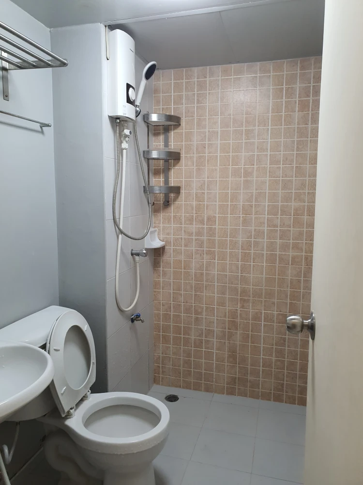 For rent: Lumpini Condotown Chonburi - Sukhumvit. Nice room, good location, full facilities. Don't miss it!