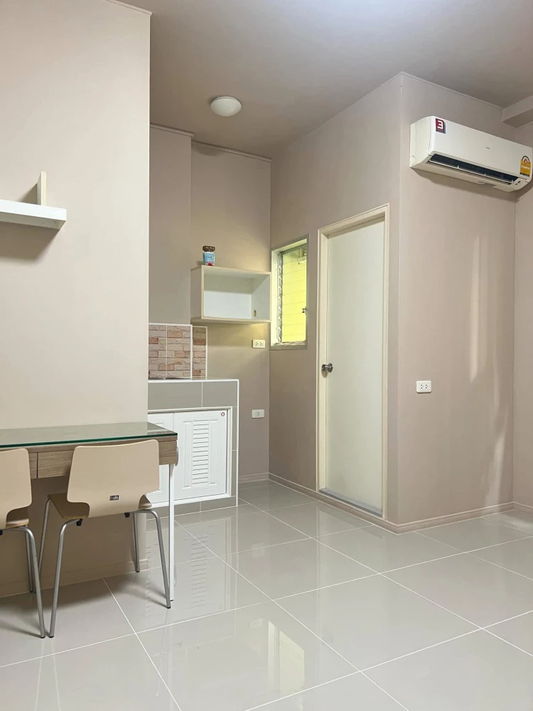 For rent Lumpini Condotown Chonburi - Sukhumvit, nice room, good location, complete facilities, hurry and book now!
