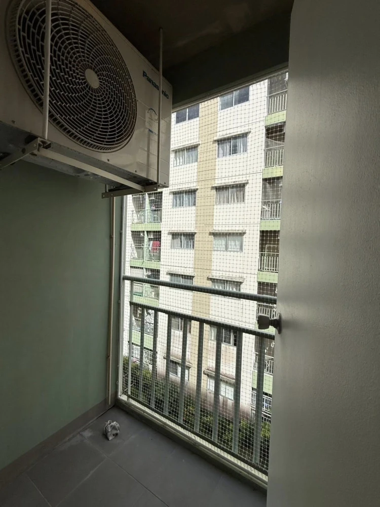 For rent: Lumpini Condotown Chonburi - Sukhumvit. Comfortable room. Fully furnished. Just bring your bags and move in.