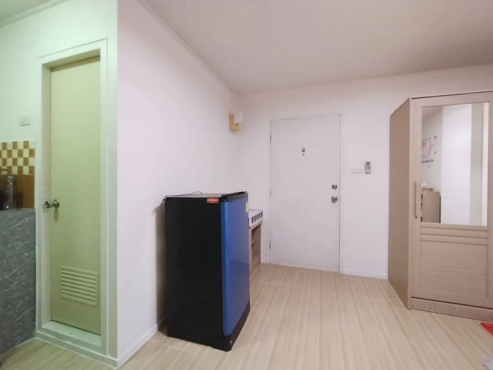 For rent: Lumpini Condotown Chonburi - Sukhumvit, a nice room with complete furniture, good location, reserve now!