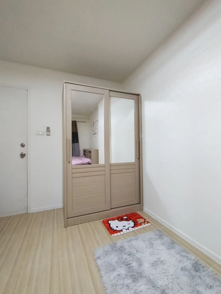 For rent: Lumpini Condotown Chonburi - Sukhumvit, a nice room with complete furniture, good location, reserve now!