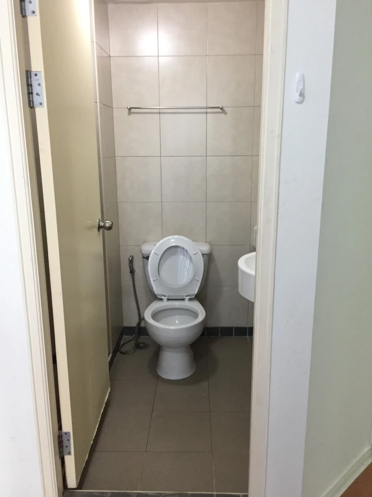 For rent: Lumpini Condo Town Bangkgae. Nice room, fully furnished, affordable price. Book now!