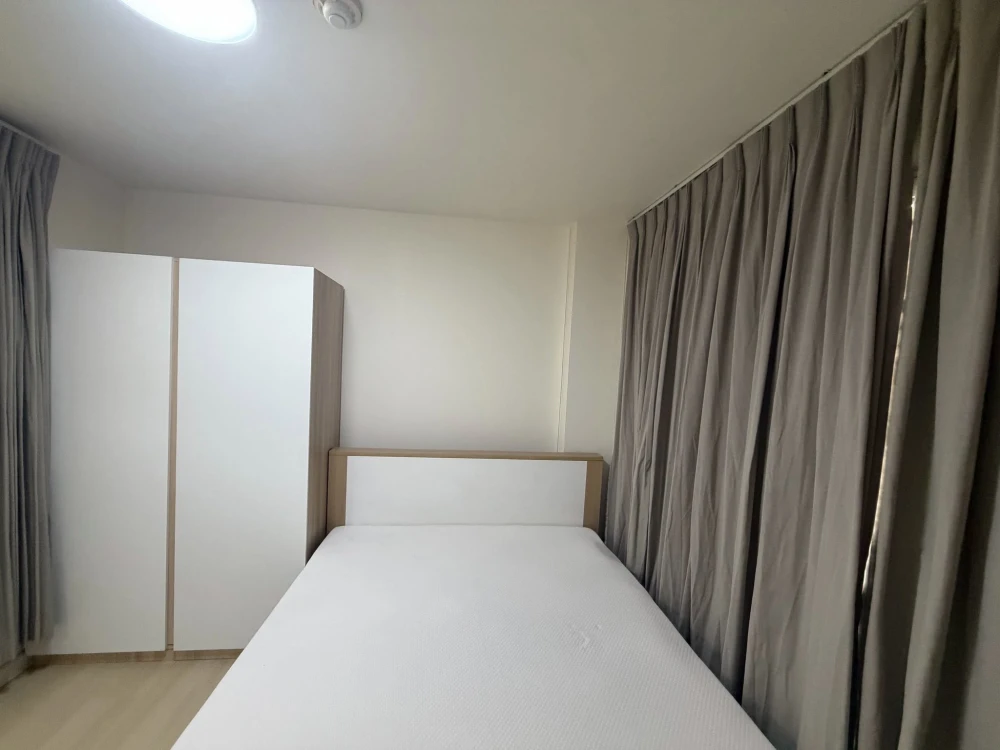 For rent: Lumpini Condo Town Bodindecha-Ramkhamhaeng. Ready to move in, fully furnished. Book now!