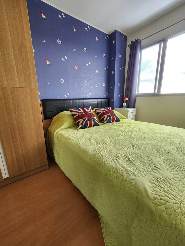 For rent: Lumpini Condo Town Ramintra - Nawamin, corner room, high floor, clear outside view, comfortable to the eyes, no buildings blocking the way,