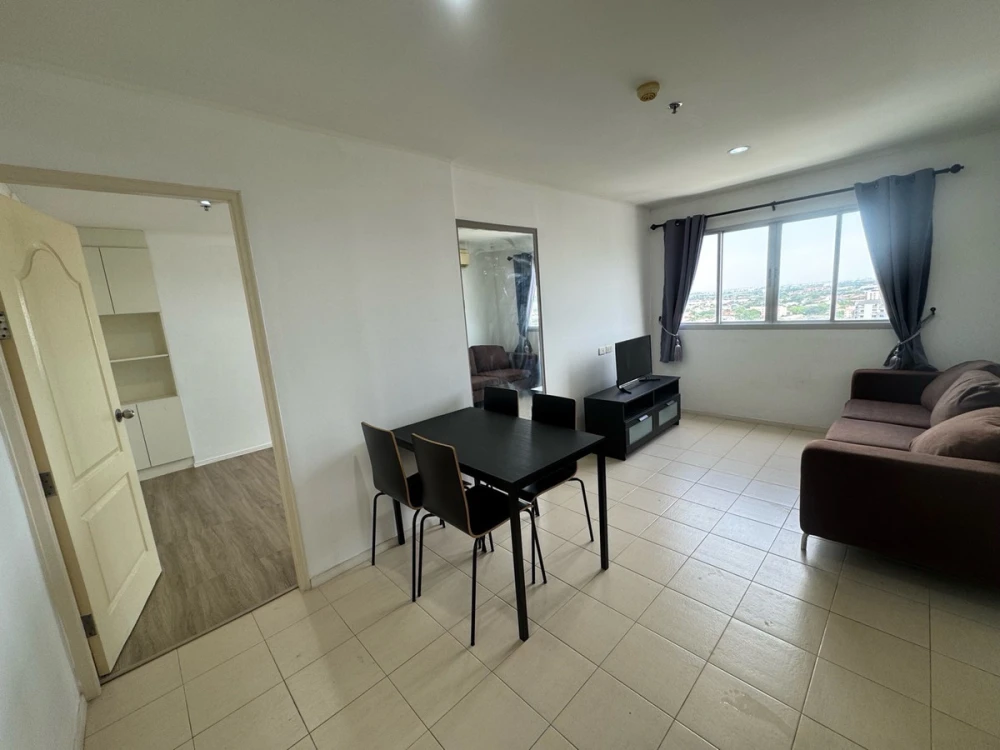 For rent: Lumpini Condo Town Ramintra – Nawamin, 17th floor, fully furnished, very livable. Book now!