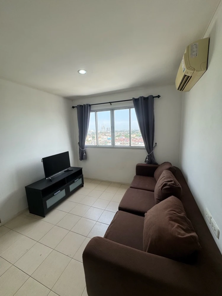 For rent: Lumpini Condo Town Ramintra – Nawamin, 17th floor, fully furnished, very livable. Book now!