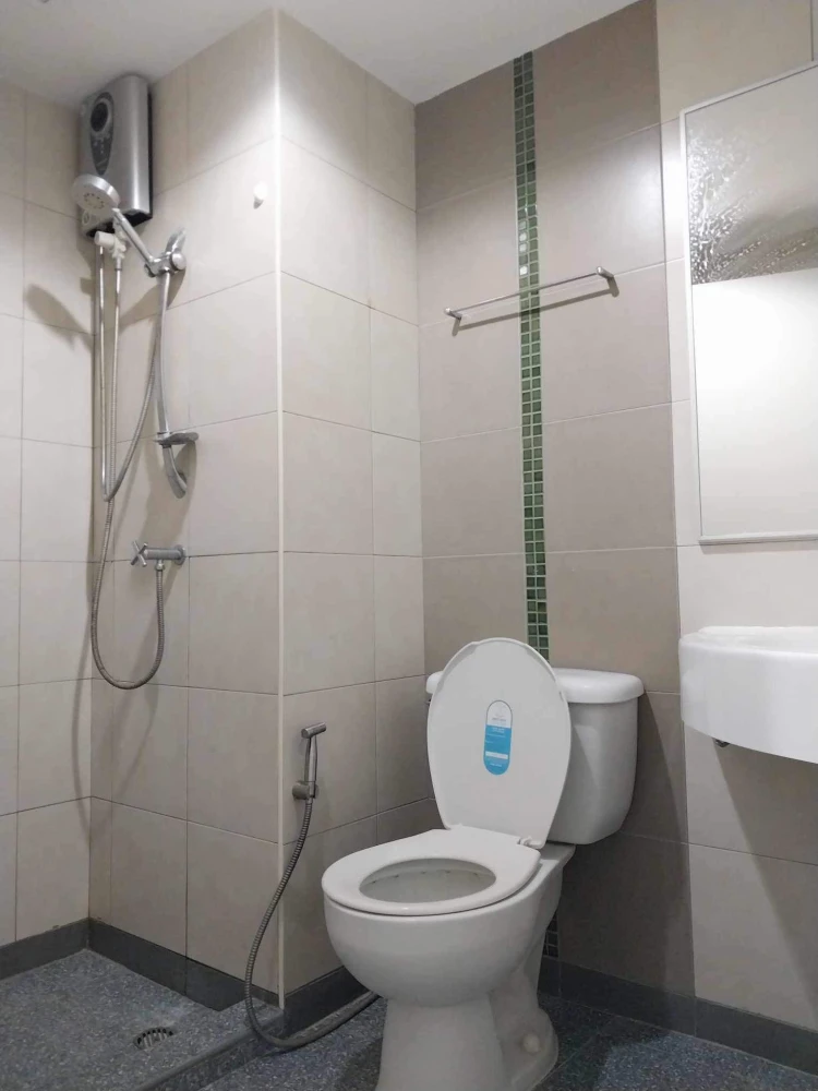 For rent: Lumpini Condo Town Ramintra – Nawamin. Nice room, fully furnished, high floor. Book now!