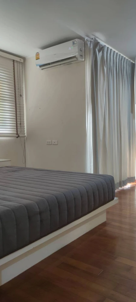 For rent: Lumpini Condo Town Ramintra – Nawamin, ready to move in, spacious, comfortable, divided into sections. Hurry and book, don't miss out!!