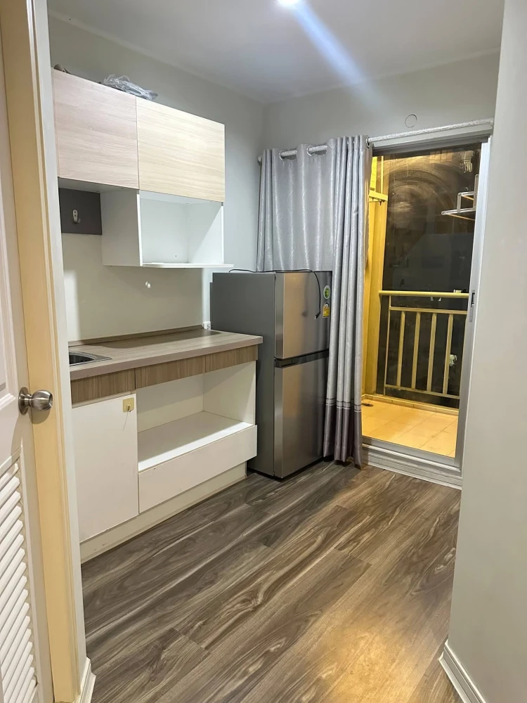 For rent: Lumpini Condo Town Ramintra – Nawamin. Ready-to-move-in unit at an affordable price. Complete amenities. Book now!