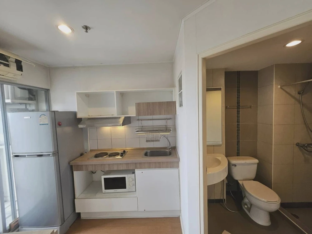 For rent: Lumpini Condo Town Ramintra – Nawamin, corner room with privacy, fully furnished, reserve now!