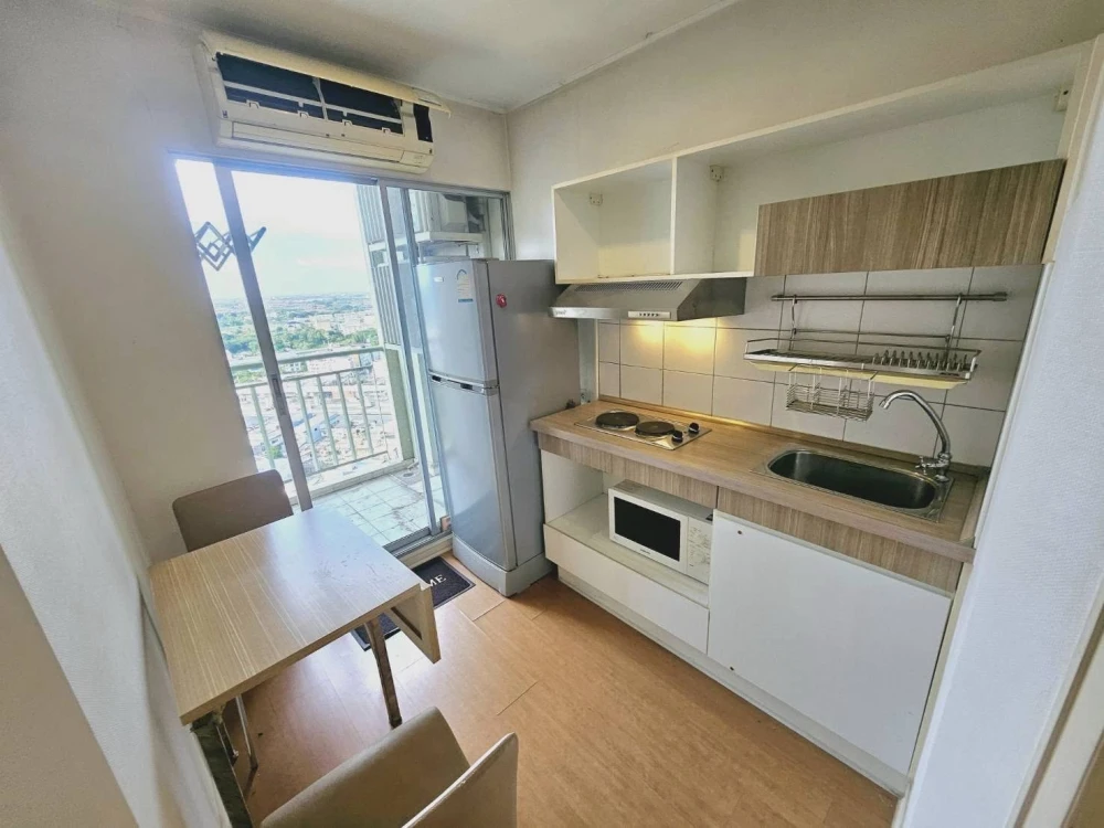 For rent: Lumpini Condo Town Ramintra – Nawamin, corner room with privacy, fully furnished, reserve now!
