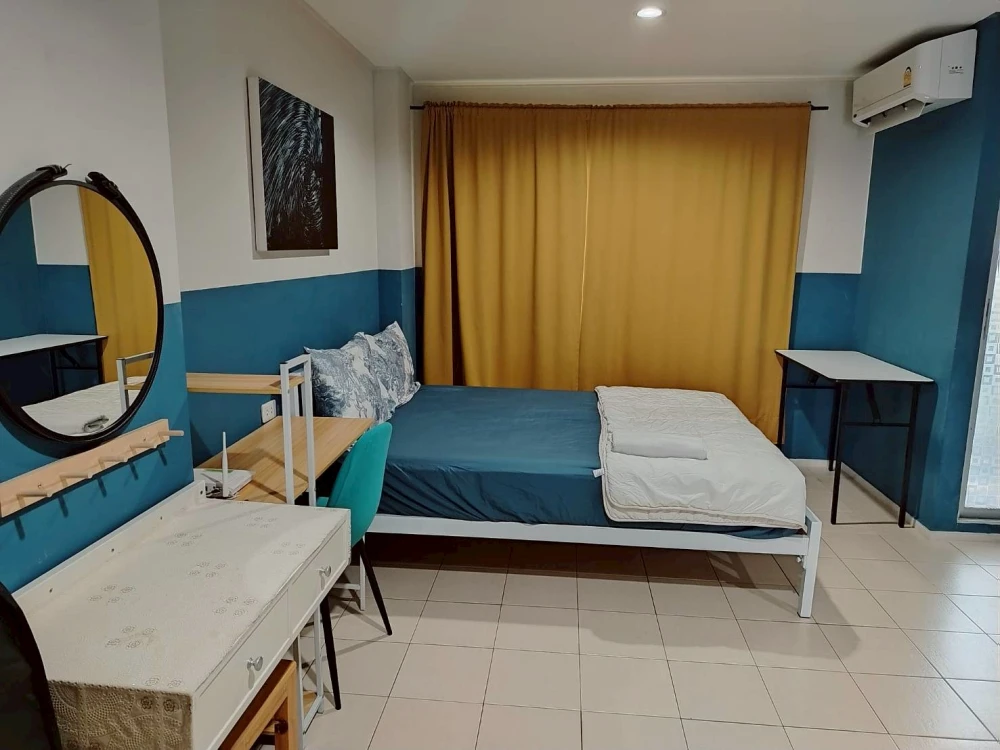 For rent: Lumpini Condo Town Ramintra – Nawamin, studio room, decorated in a neutral tone, fully furnished, city view. Reserve now!