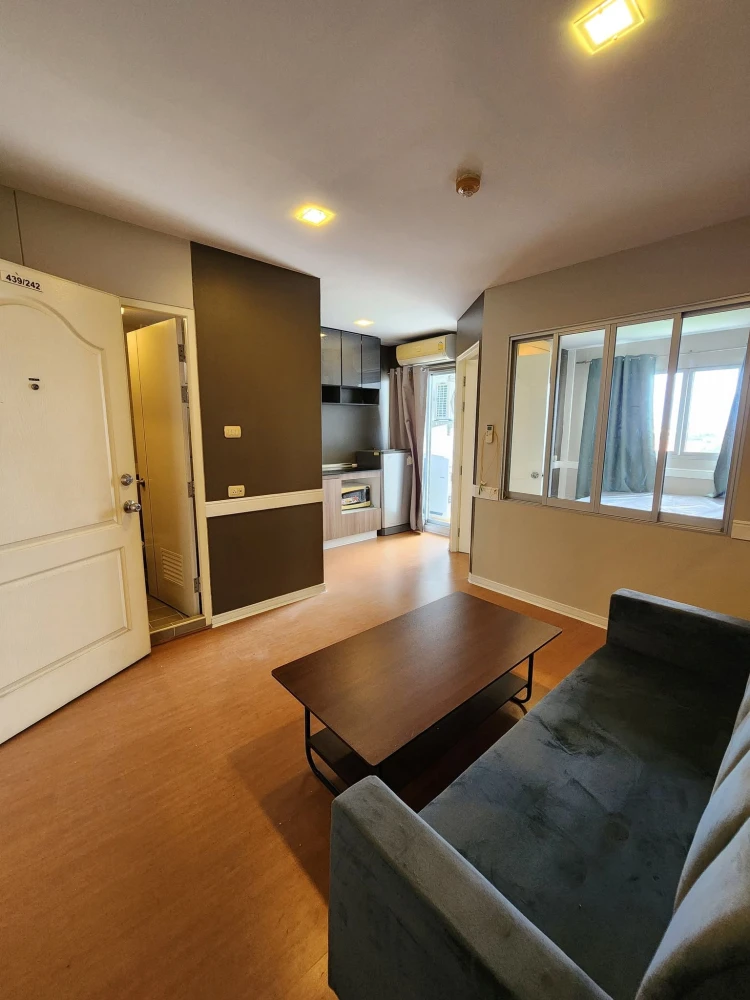 For rent: Lumpini Condo Town Rattanathibet. Nice room with high-quality built-in furniture. Book now!