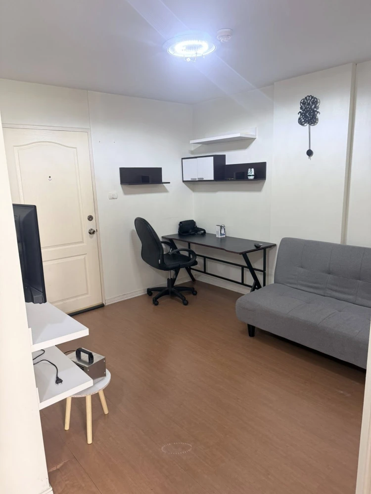 For rent: Lumpini Condo Town Rattanathibet, fully furnished and ready to move in. Book now!