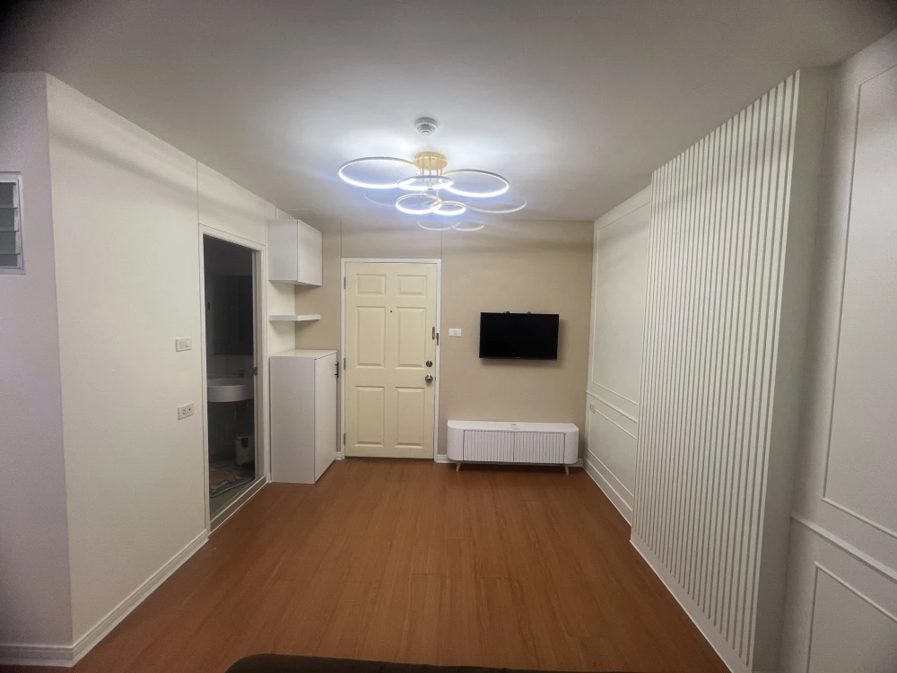 For rent Lumpini Condotown Bodindecha-Ramkhamhaeng 1 bedroom 1 bathroom, good location, fully furnished, book now