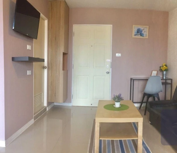 For rent: Lumpini Condotown Bodindecha-Ramkhamhaeng, 6th floor, unobstructed view, fully furnished. Book now!
