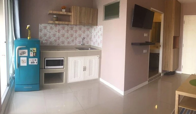 For rent: Lumpini Condotown Bodindecha-Ramkhamhaeng, 6th floor, unobstructed view, fully furnished. Book now!