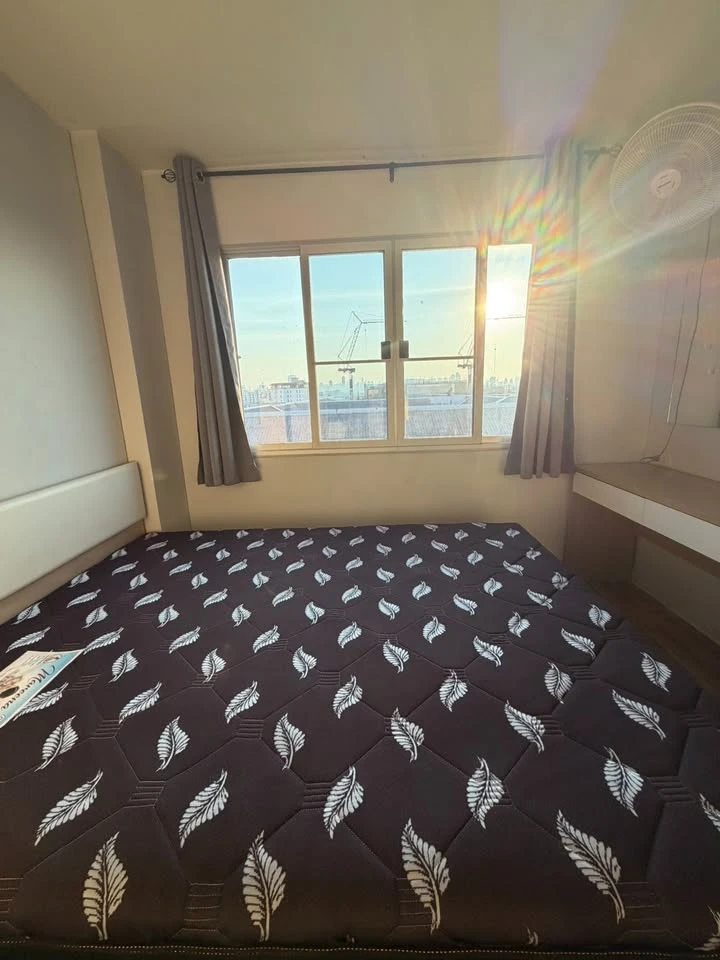 For rent: Lumpini Condotown Bodindecha-Ramkhamhaeng. Nice room, fully furnished, affordable price. Book now!