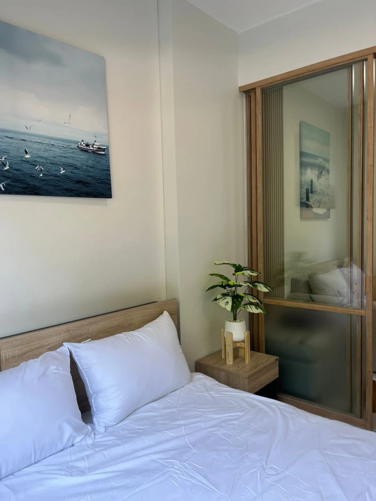 For rent: Lumpini Condotown Chonburi - Sukhumvit, 1st floor unit. Great location, fully furnished. Don't miss out!