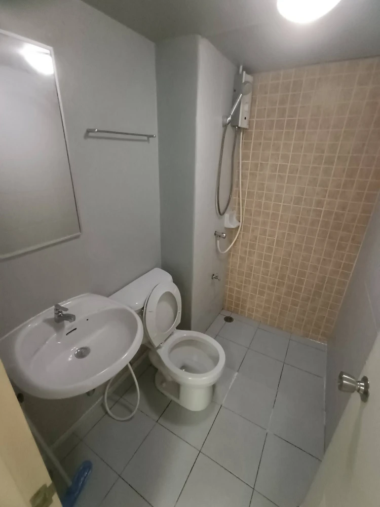 For rent: Lumpini Condotown Chonburi - Sukhumvit, 2nd floor unit, fully furnished. Book now!