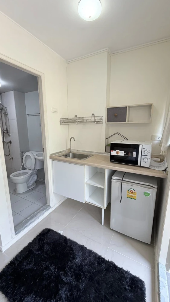 For rent: Lumpini Condotown Chonburi - Sukhumvit. A comfortable room with complete amenities and a garden view. Book now!