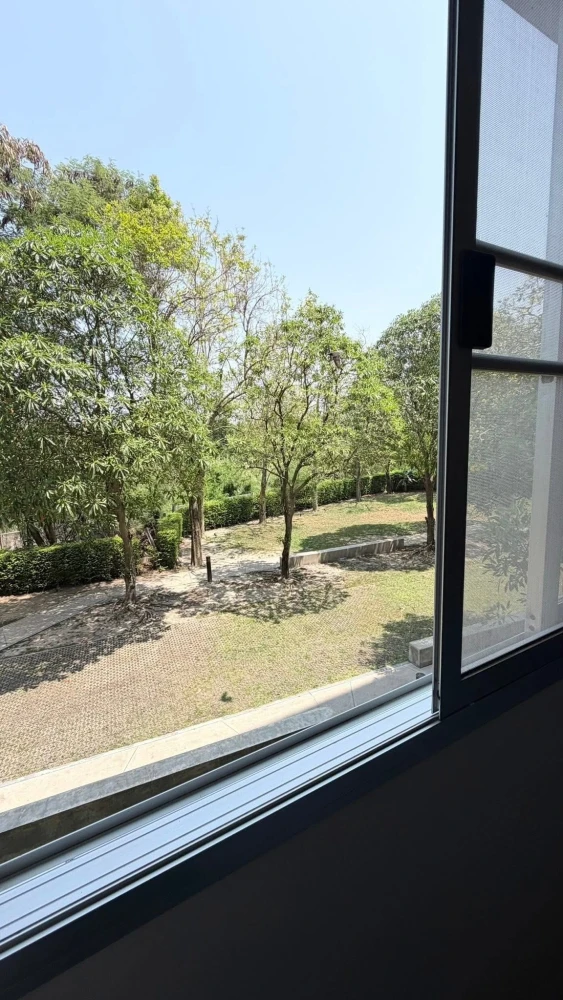 For rent: Lumpini Condotown Chonburi - Sukhumvit. A comfortable room with complete amenities and a garden view. Book now!