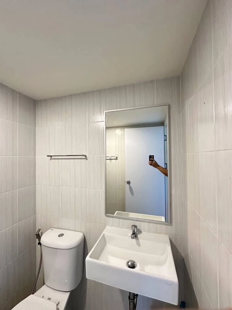 For rent: Lumpini Condotown Ekachai 48, 7th floor unit. Fully furnished with appliances. Book now!