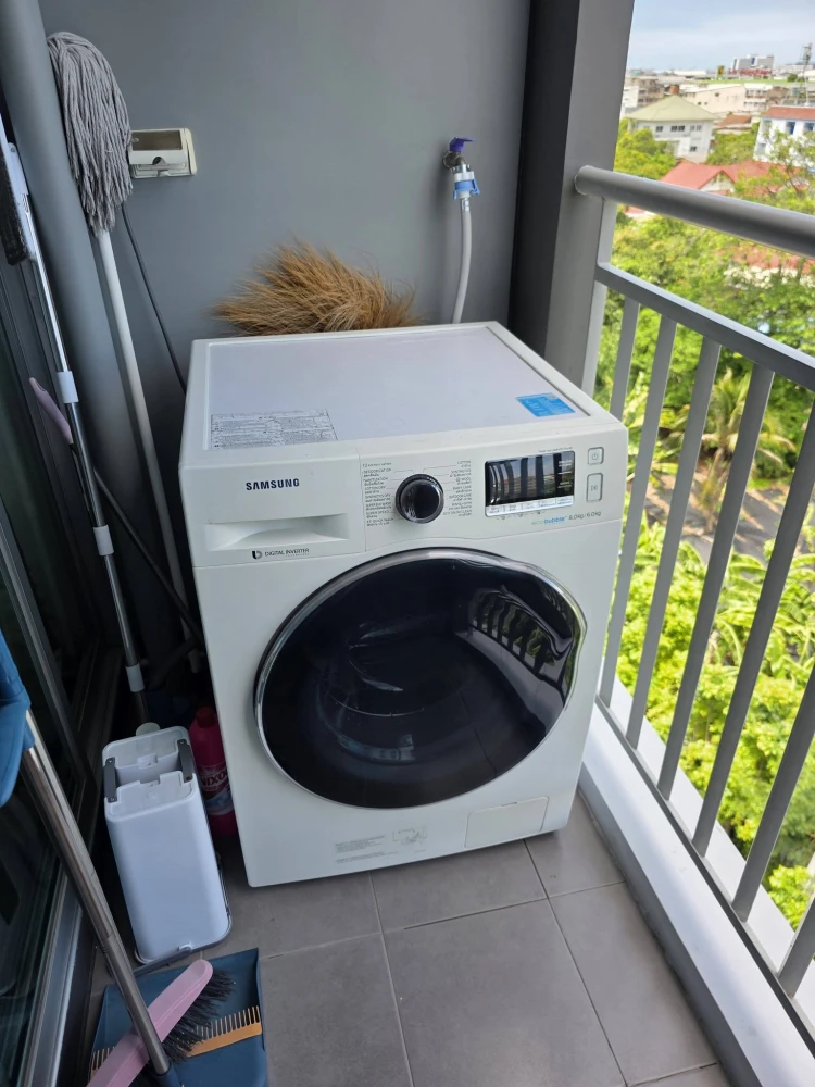 For rent: Lumpini Condotown Ekachai 48, 7th floor unit. Fully furnished with appliances. Book now!