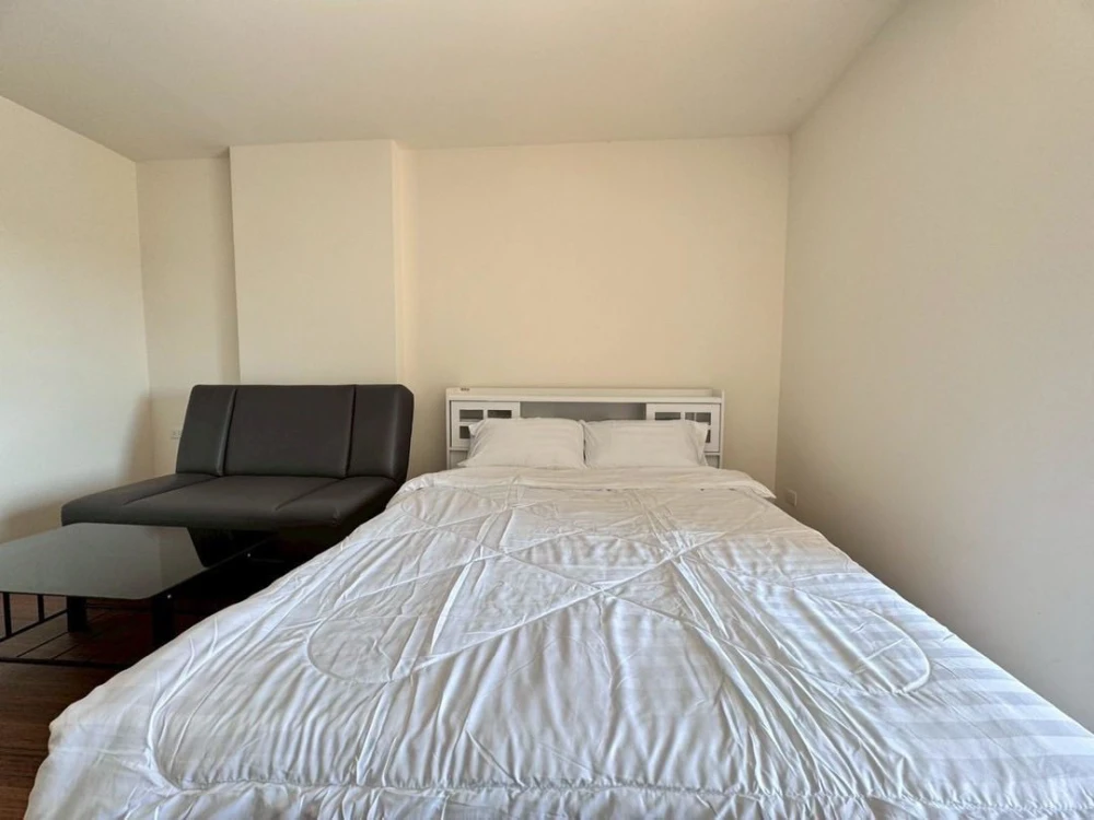 For rent: Lumpini Condotown Ekachai 48, ready to move in, furnished, just bring your bags+++