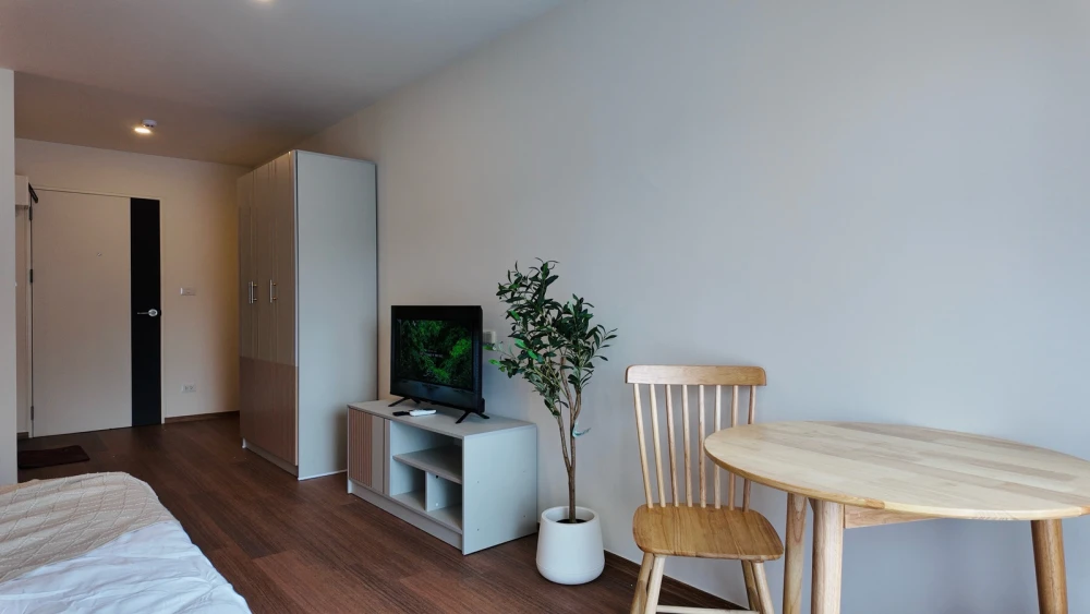 For rent: Lumpini Condotown Ekachai 48. Beautiful, fully furnished, and comfortable unit. Book now!