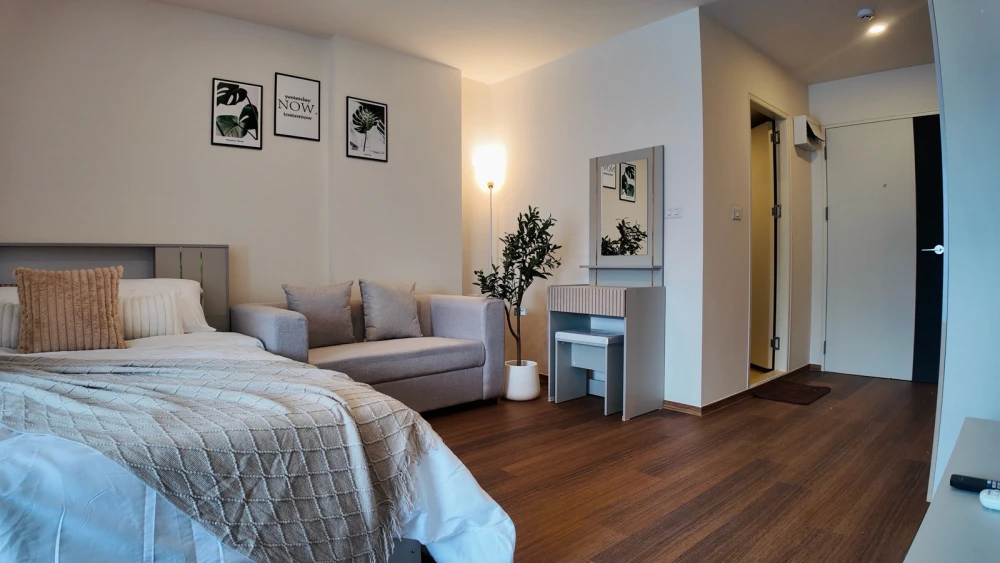 For rent: Lumpini Condotown Ekachai 48. Beautiful, fully furnished, and comfortable unit. Book now!