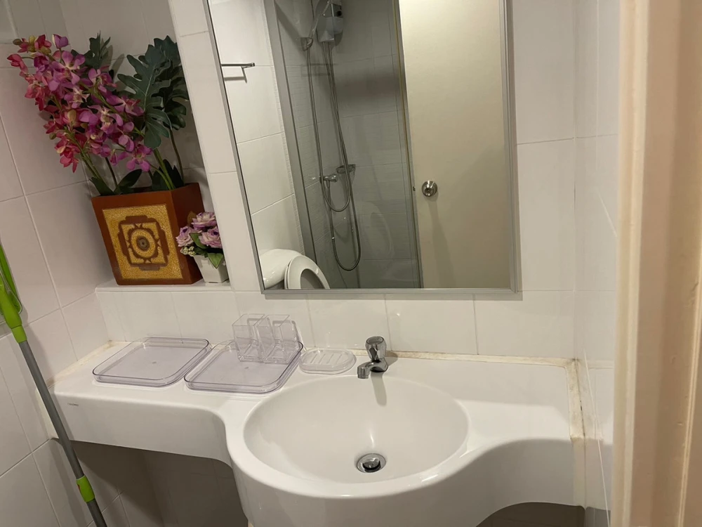 For rent: Lumpini Condotown North Pattaya Sukhumvit, 31st floor, fully furnished, nice room, reserve now.