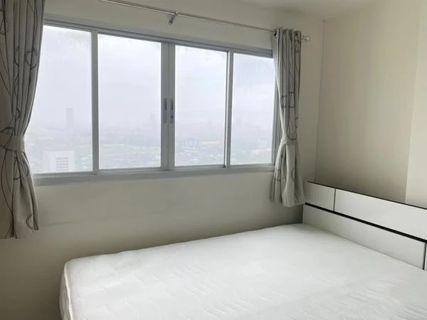 For rent Lumpini Condotown North Pattaya Sukhumvit, separate room, fully furnished, reserve now, urgently.