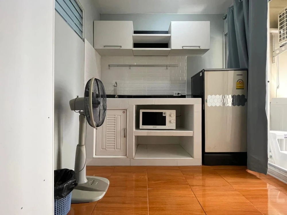 For rent: LUMPINI CONDOTOWN RAMINDRA - LAKSI. Nice room, fully furnished with complete amenities. Don't miss out!