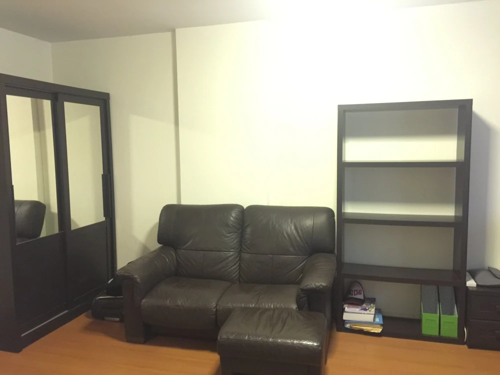 For rent: LUMPINI CONDOTOWN RAMINDRA - LAKSI Studio room, fully furnished and equipped with electrical appliances. Just bring your bags and move in.