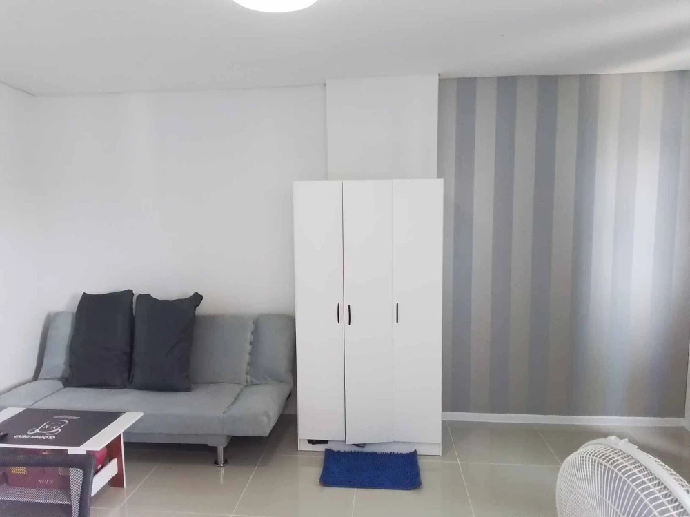 For rent: Lumpini CondoTown Romklao – Suvarnabhumi, 8th floor, fully furnished, nice to live in, book now.