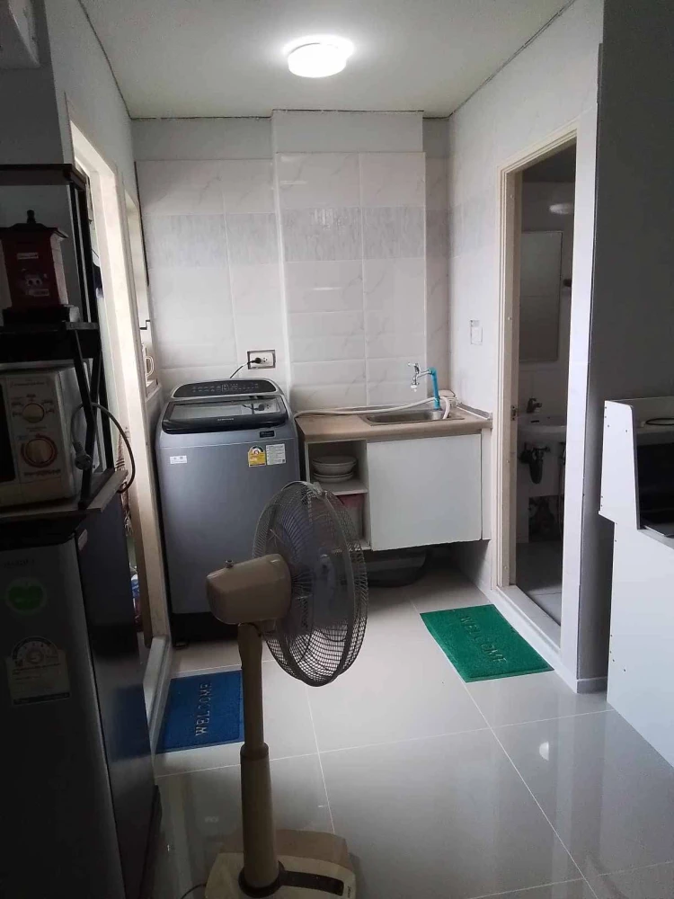 For rent: Lumpini CondoTown Romklao – Suvarnabhumi, 8th floor, fully furnished, nice to live in, book now.