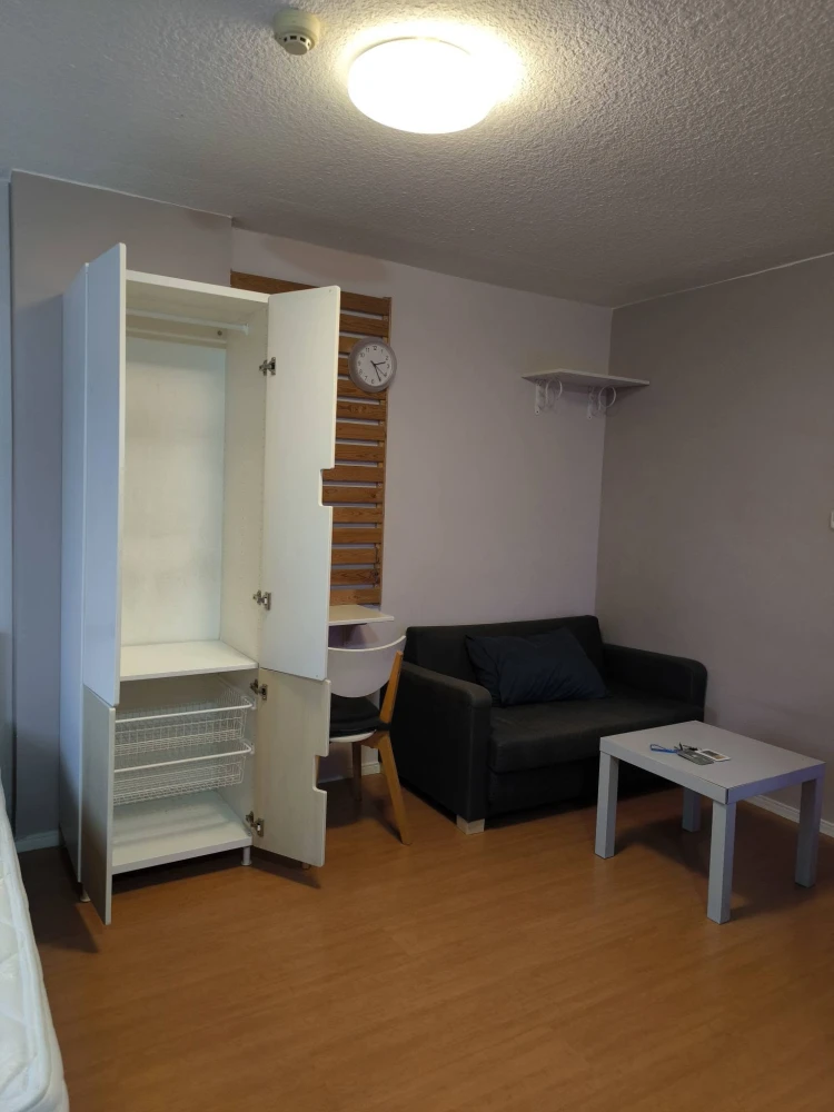 For rent: Lumpini CondoTown Romklao – Suvarnabhumi. A comfortable, fully furnished unit in a great location. Don't miss out!