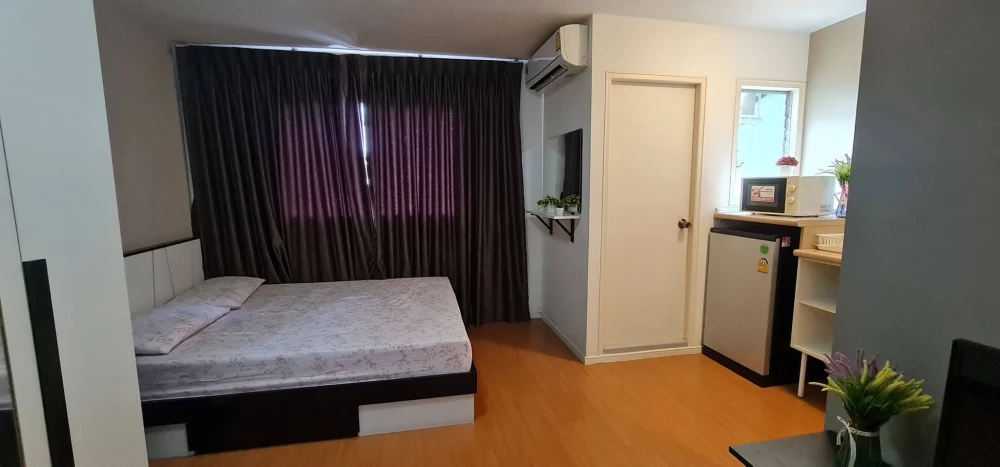 For rent Lumpini CondoTown Romklao – Suvarnabhumi, ready to move in, corner room, open view, no buildings blocking, good price, hurry and book, last r