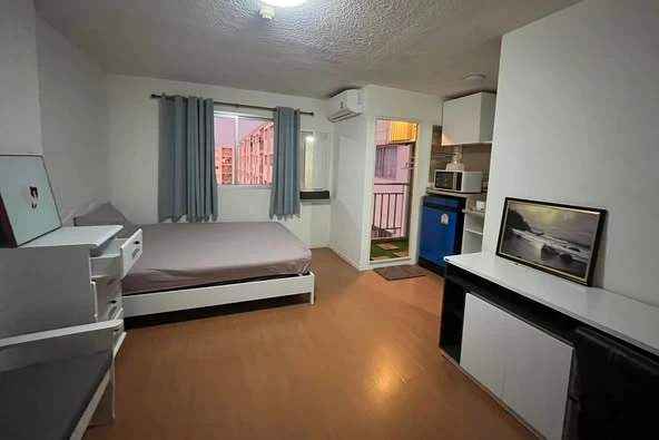 For rent: Lumpini CondoTown Romklao – Suvarnabhumi, corner room, not crowded, fully furnished, book now